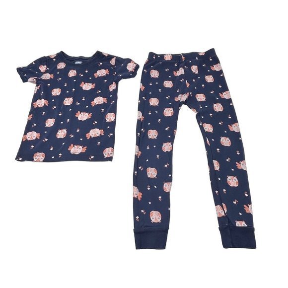 Girl's Pajamas - 3 Pair  - Two‎ Sets are Christmas PJ's - Size 5 - Picture 4 of 5